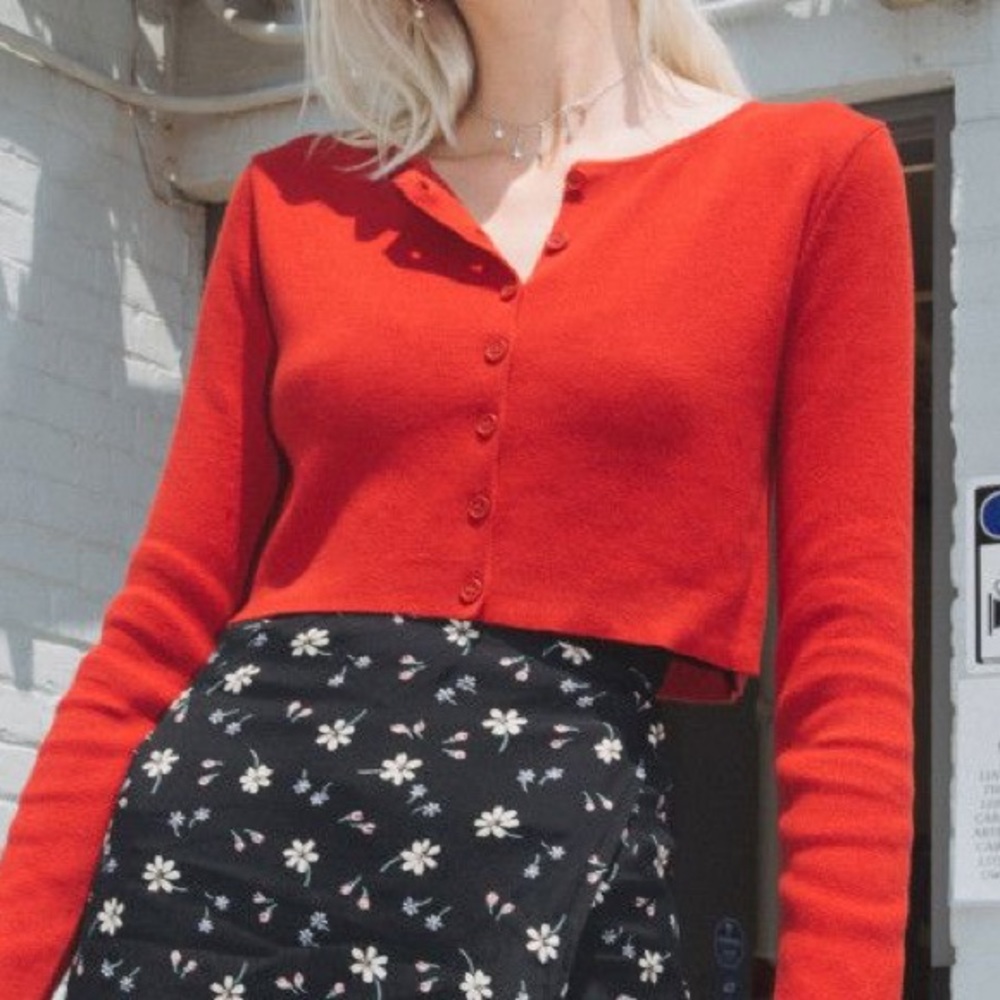 Brandy Melville Red Athelia Knit Top